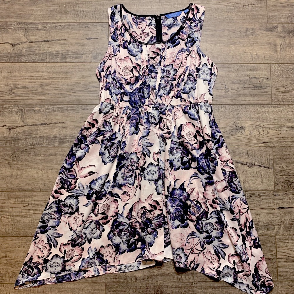 Simply Vera By Vera Wang Asymmetrical All White Dress W/All Over Floral Designs